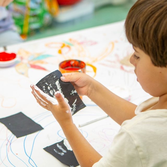 Creative exploration starts with getting hands-on. ⁠ ⁠ Bringing art-making to local schools is one of our passions. In the…